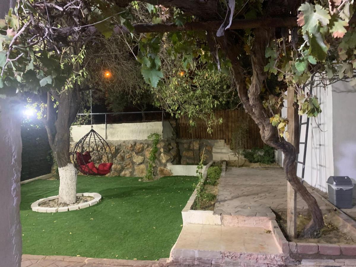 Tayoon Host Apartment Jarash Ngoại thất bức ảnh
